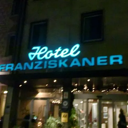 Franziskaner Szálloda 3*